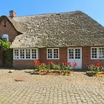 Bedine - 10km From The Sea By Interhome