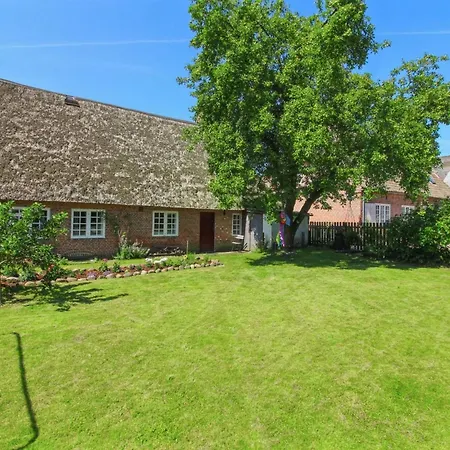 Bedine - 10km From The Sea By Interhome *