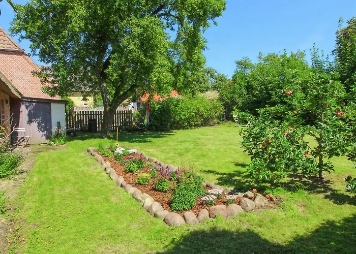 Bedine - 10km From The Sea By Interhome Vakantiehuis *